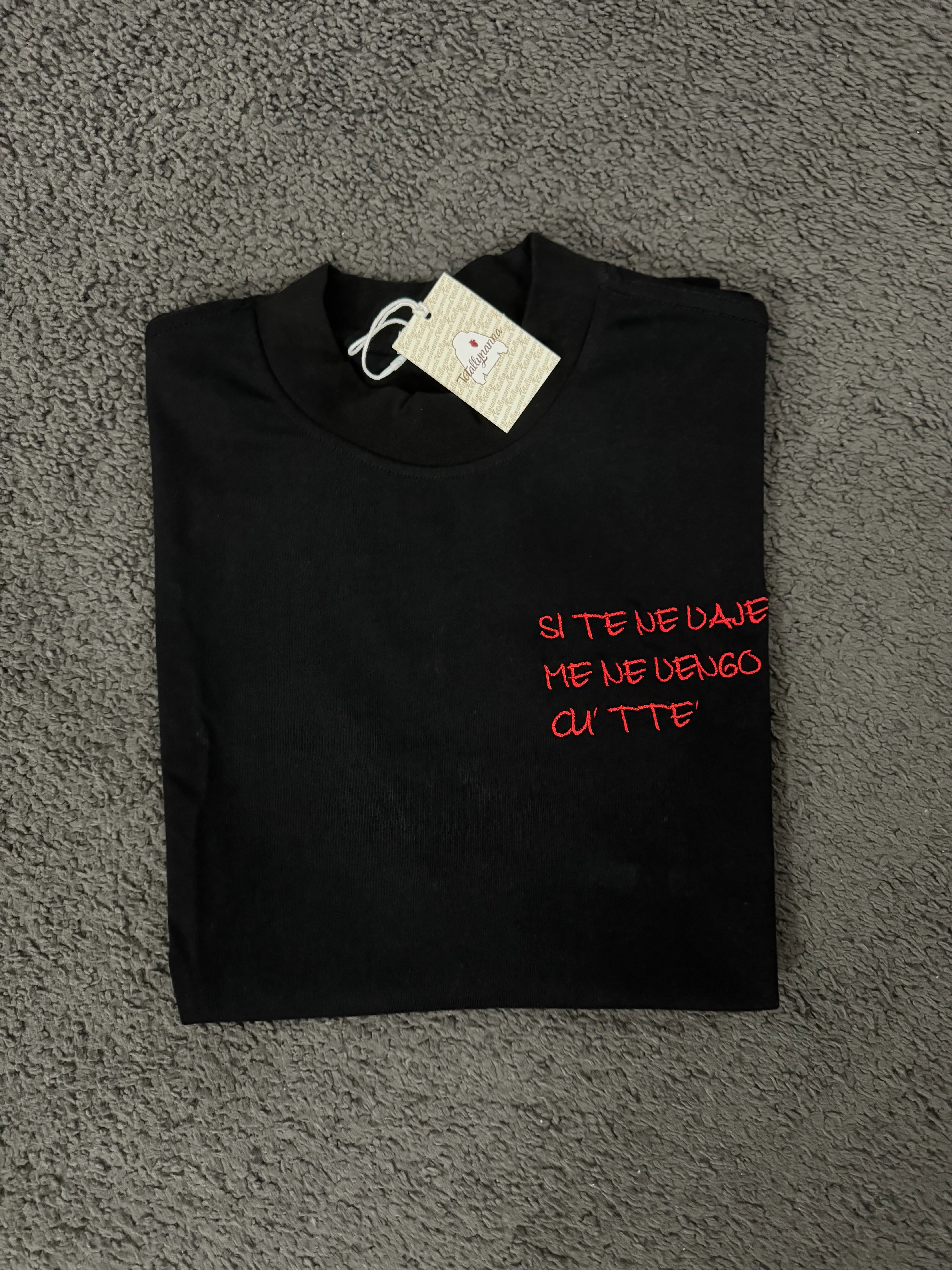 T-Shirt Personalizzata con Frase