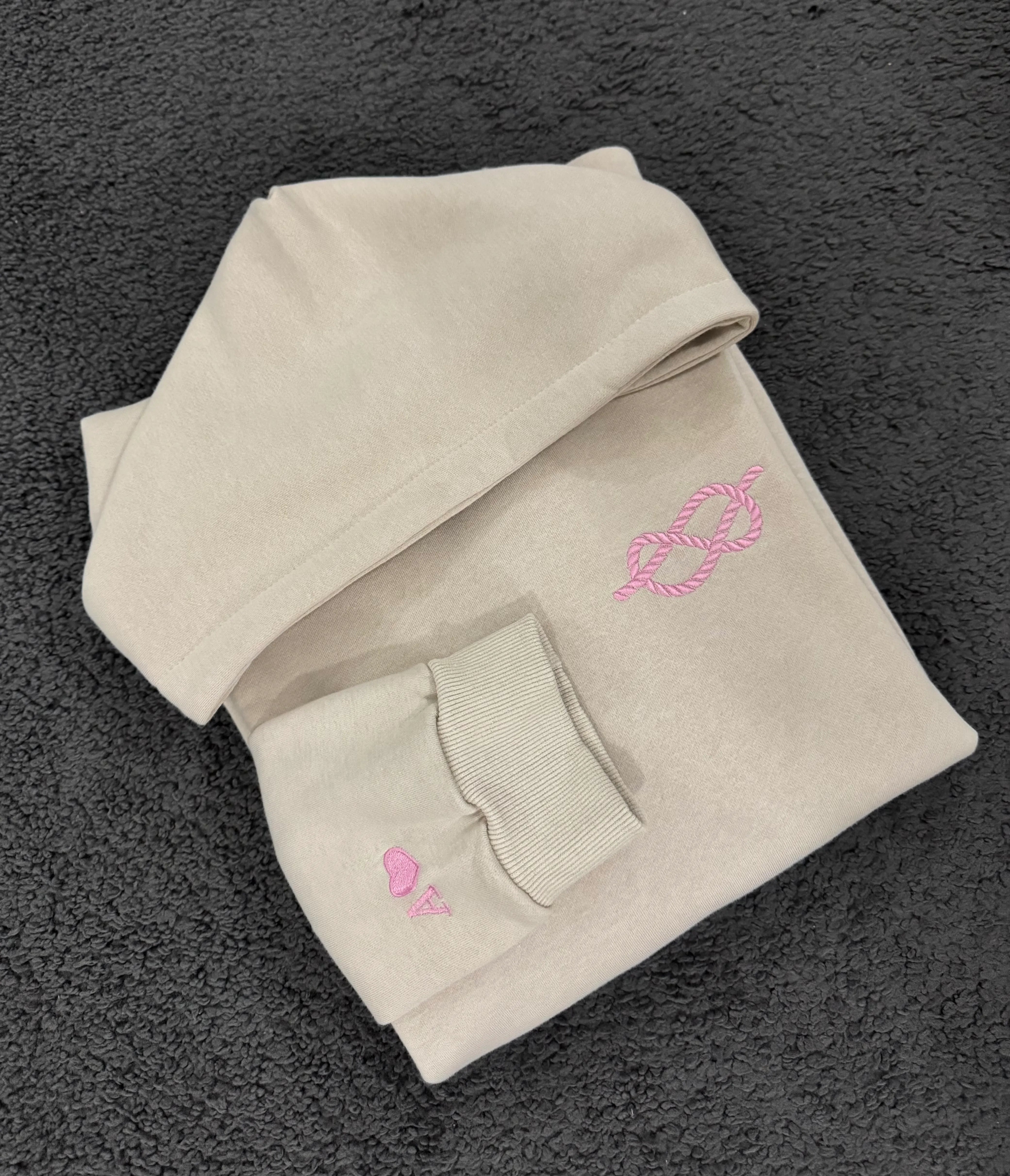 Felpa Personalizzata con Nodo "infinito"