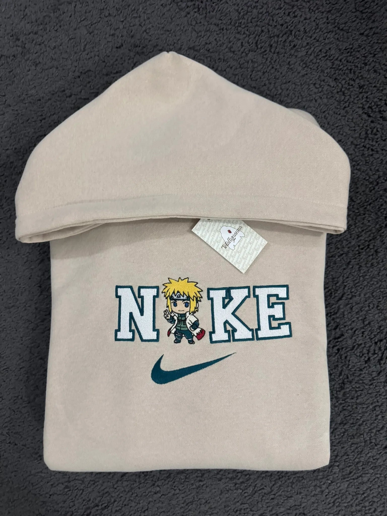 Felpa Personalizzata con Scritta N*ke e Personaggio